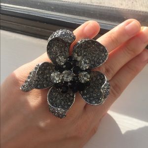 Large flower ring